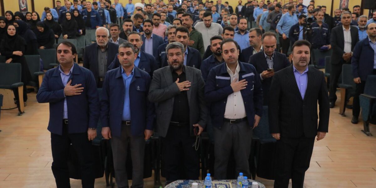 مراسم گرامیداشت پنجمین سالگرد تدفین شهدای گمنام و يادواره ۵۸ شهید گروه ملی صنعتی فولاد ایران برگزار شد