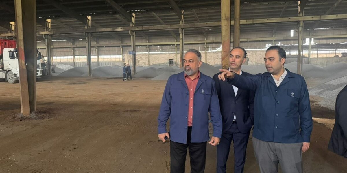 پایش مستمر تولید و نظارت بر روند ورود مواد اولیه توسط مدیرعامل گروه ملی صنعتی فولاد ایران
